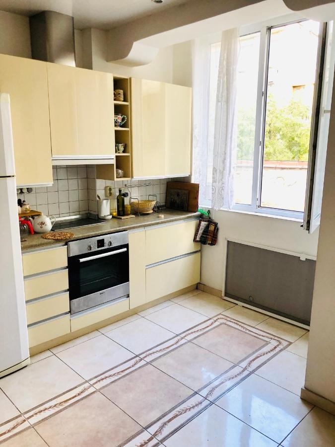 La Gare Apartment Варна Екстер'єр фото