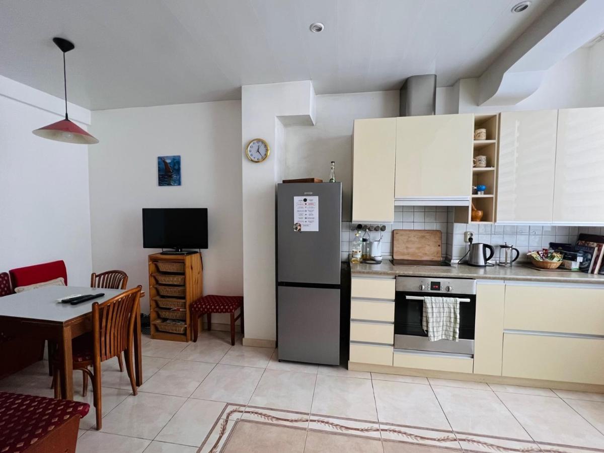 La Gare Apartment Варна Екстер'єр фото